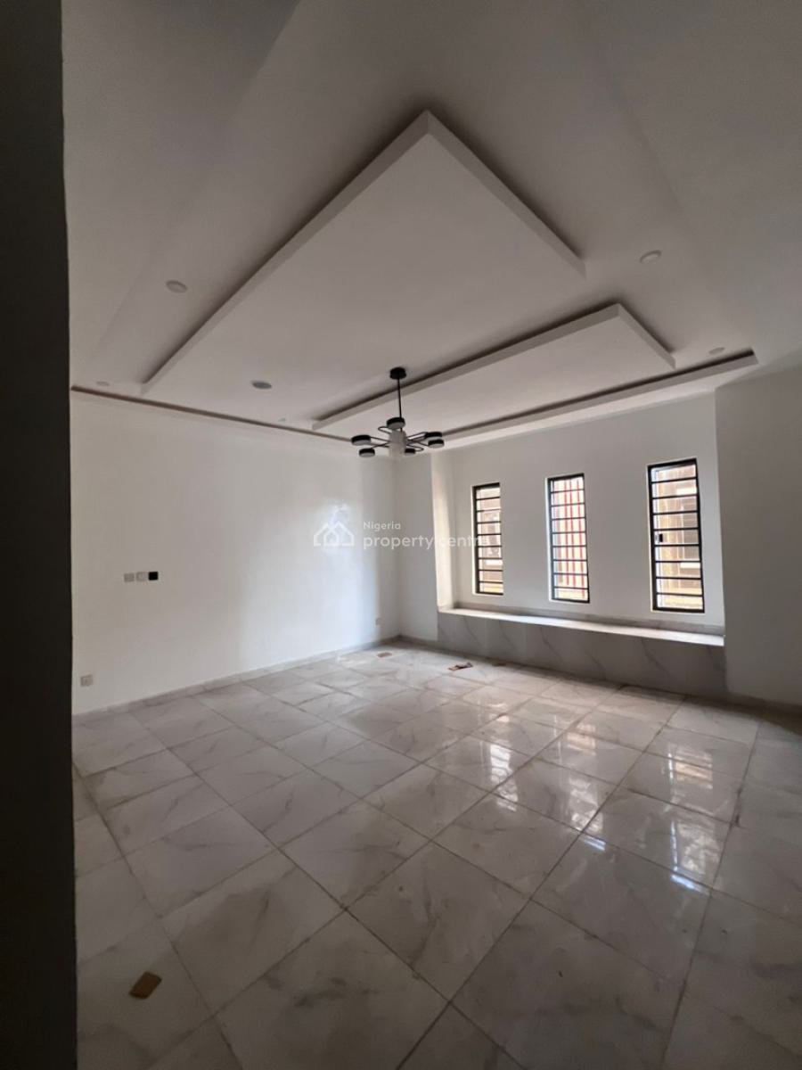 a Room Upstairs, Orchid Road, Lekki, Lagos, Flat / Apartment for Rent