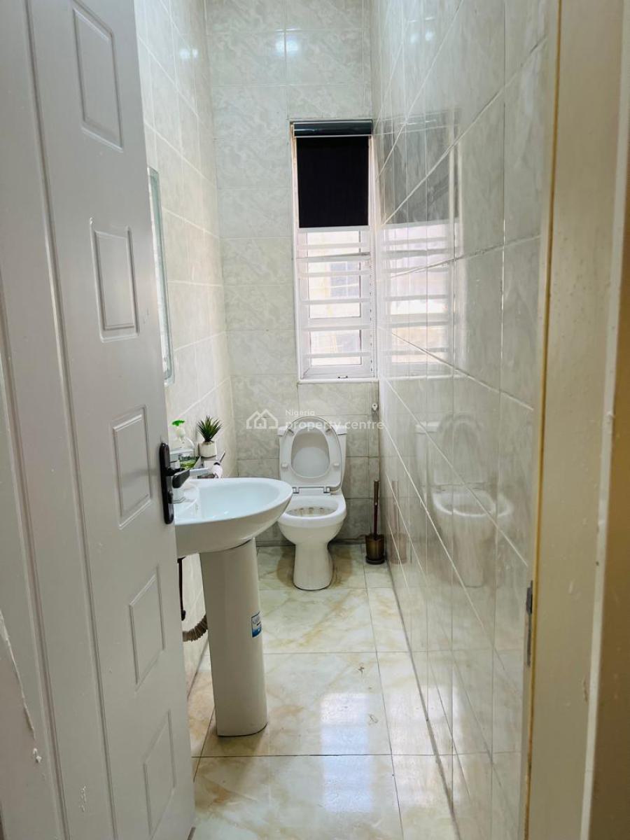 Standard Two Bedroom Flat in  Ologolo Lekki, Ologolo Road, Ologolo, Lekki, Lagos, Flat / Apartment for Rent
