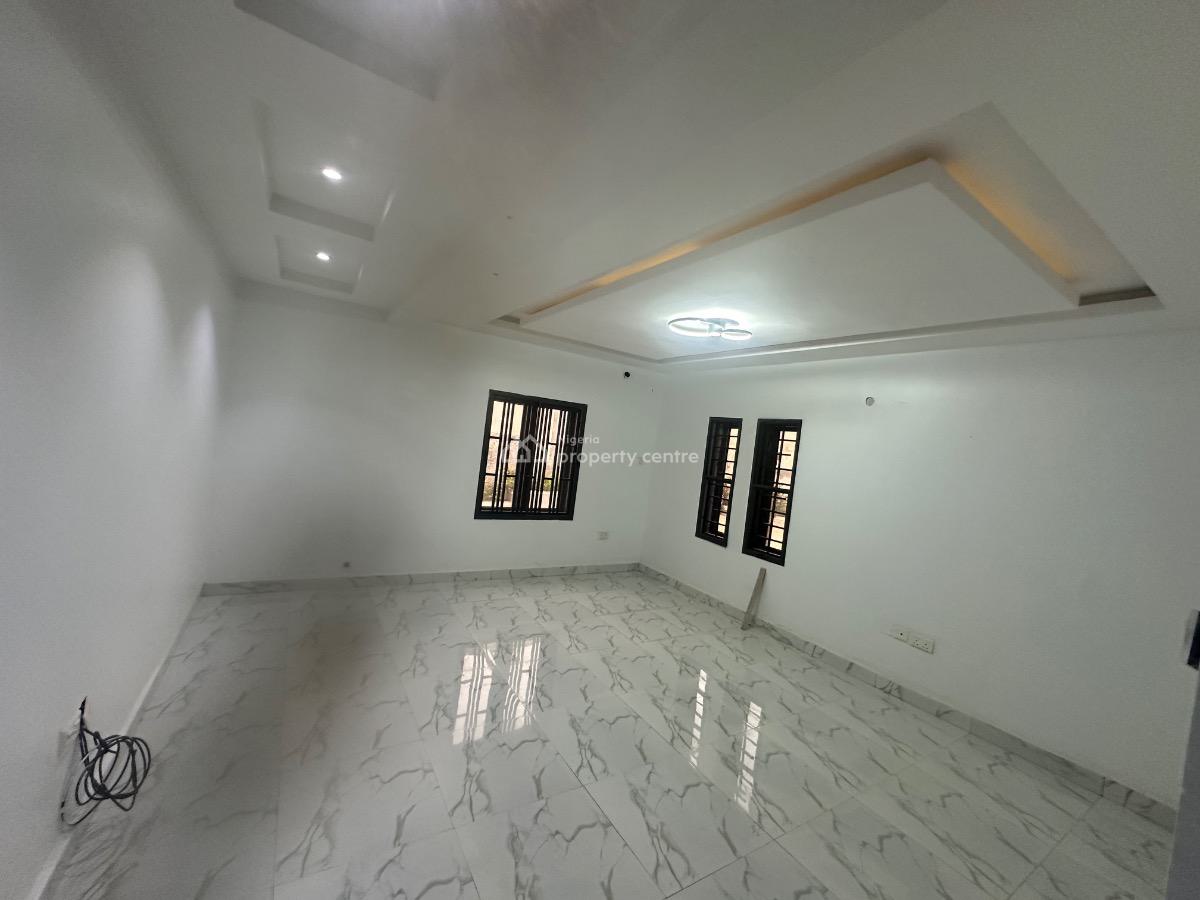 Well Built 4 Bedroom Semi-detached Duplex, Guzape District, Abuja, Semi-detached Duplex for Sale