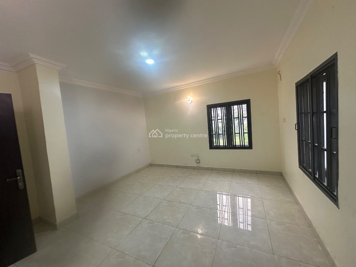 Well Built 4 Bedroom Semi-detached Duplex, Guzape District, Abuja, Semi-detached Duplex for Sale