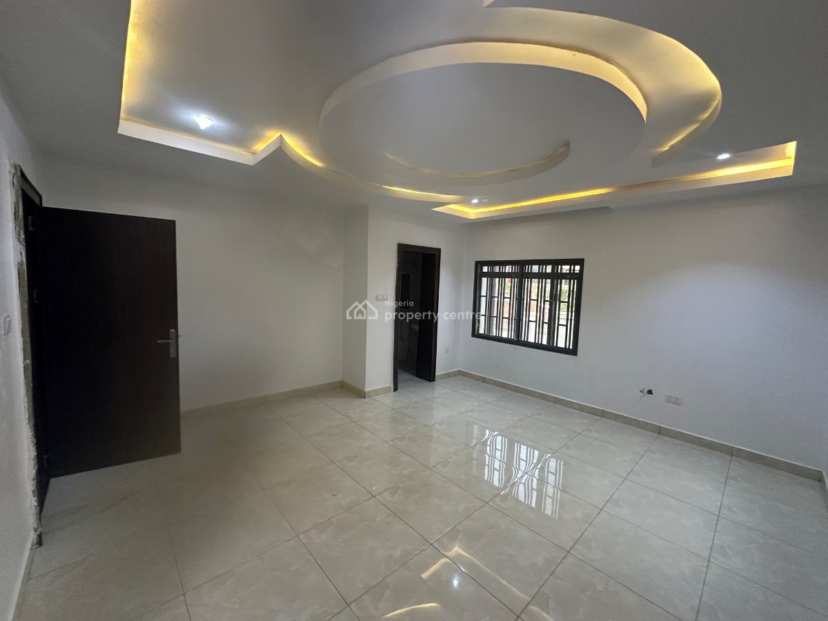 Well Built 4 Bedroom Semi-detached Duplex, Guzape District, Abuja, Semi-detached Duplex for Sale