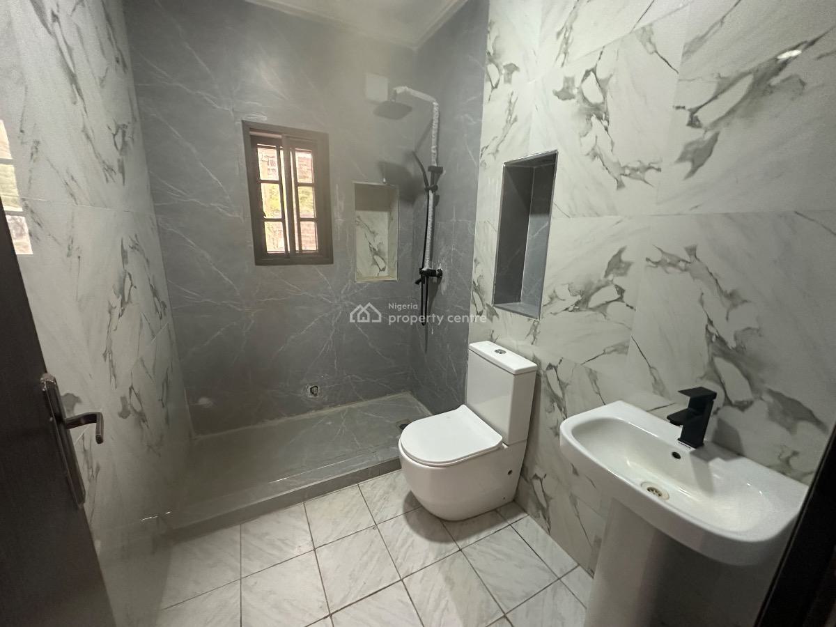 Well Built 4 Bedroom Semi-detached Duplex, Guzape District, Abuja, Semi-detached Duplex for Sale