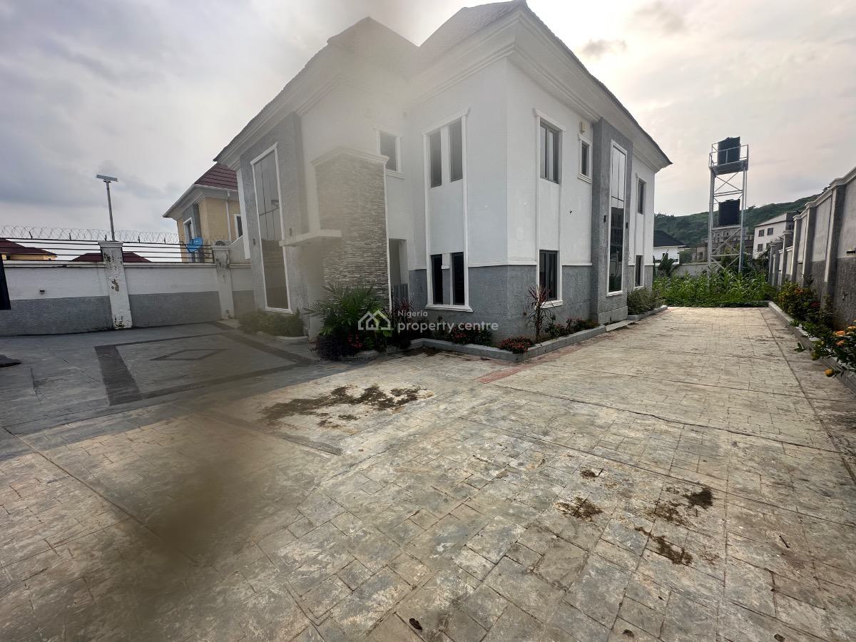 Well Built 4 Bedroom Semi-detached Duplex, Guzape District, Abuja, Semi-detached Duplex for Sale