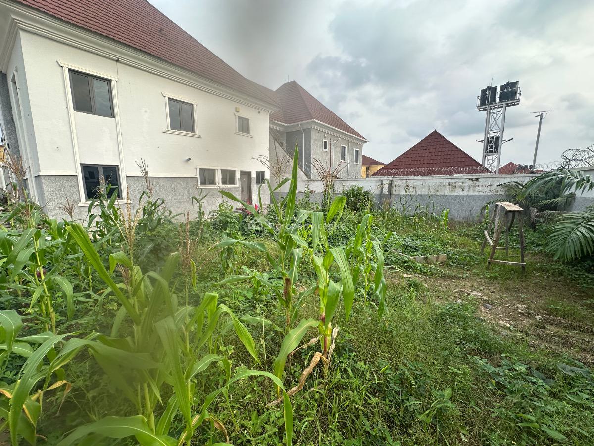 Well Built 4 Bedroom Semi-detached Duplex, Guzape District, Abuja, Semi-detached Duplex for Sale