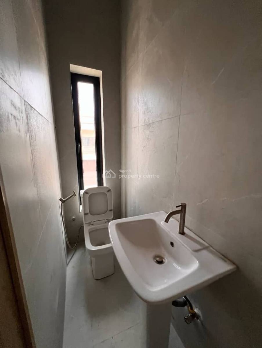 5 Bedroom Terrace Duplex with Bq, Guzape Extension., Guzape District, Abuja, Terraced Duplex for Rent