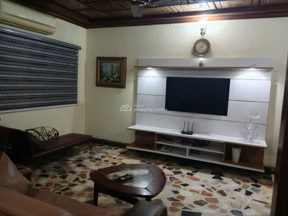 Executive 2bedroom Apartment, Pariola Estate, Ogudu Gra, Gra, Ogudu, Lagos, Flat / Apartment Short Let
