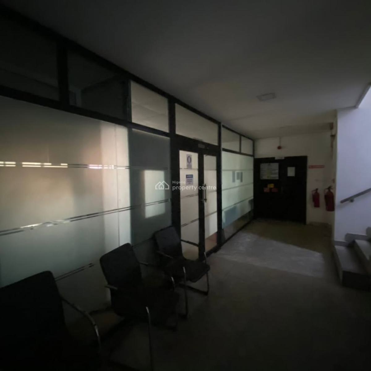 Commercial Building, Ojuelegba, Surulere, Lagos, Plaza / Complex / Mall for Rent