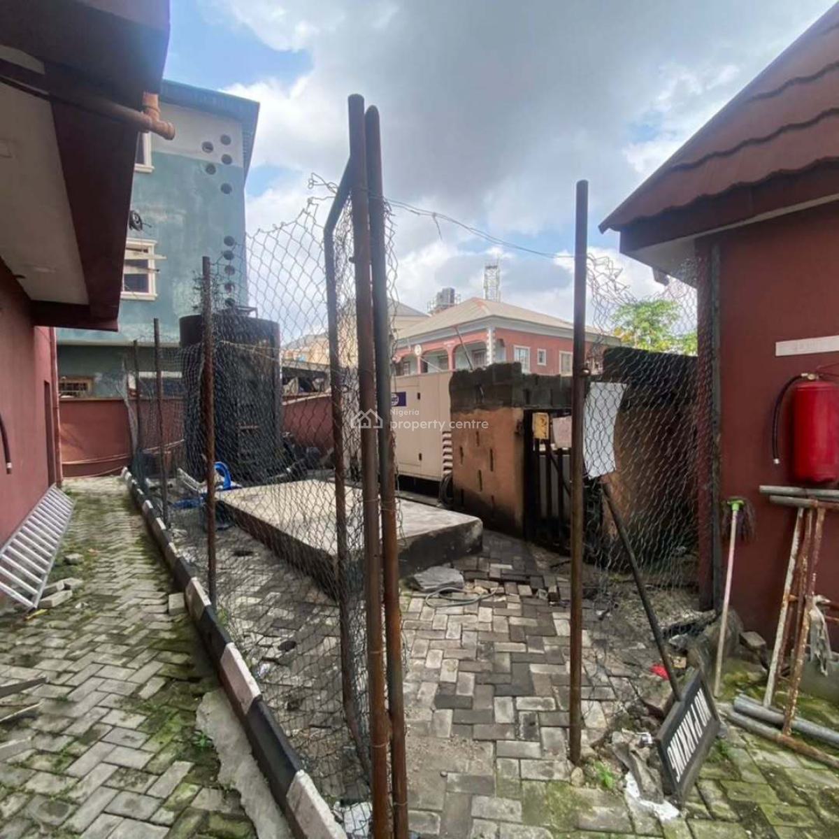 Commercial Building, Ojuelegba, Surulere, Lagos, Plaza / Complex / Mall for Rent