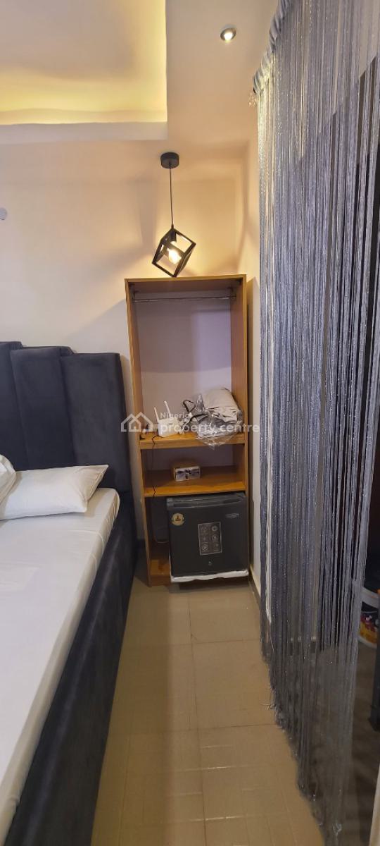 Luxury Studio Apartment Available, 4 Ofo Str, Pedro Gbagada Lagos, Pedro, Gbagada, Lagos, Self Contain (single Rooms) Short Let