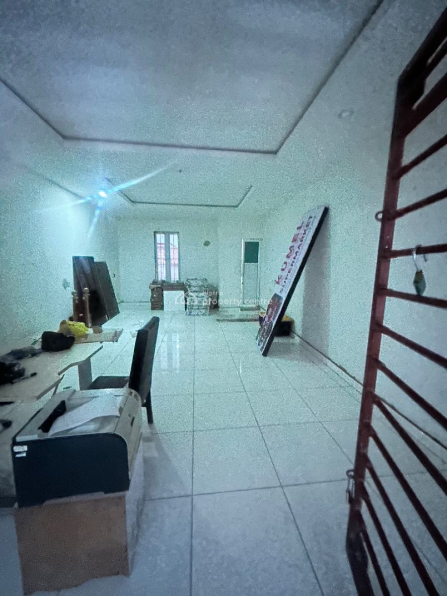 a Massive Shop Measuring 40 Sqm, Agungi, Lekki, Lagos, Shop for Rent