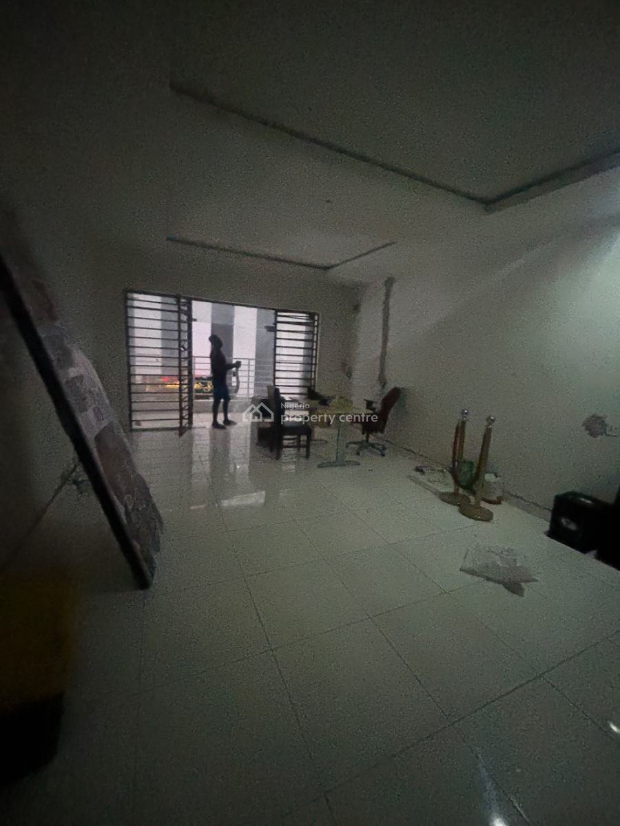 a Massive Shop Measuring 40 Sqm, Agungi, Lekki, Lagos, Shop for Rent