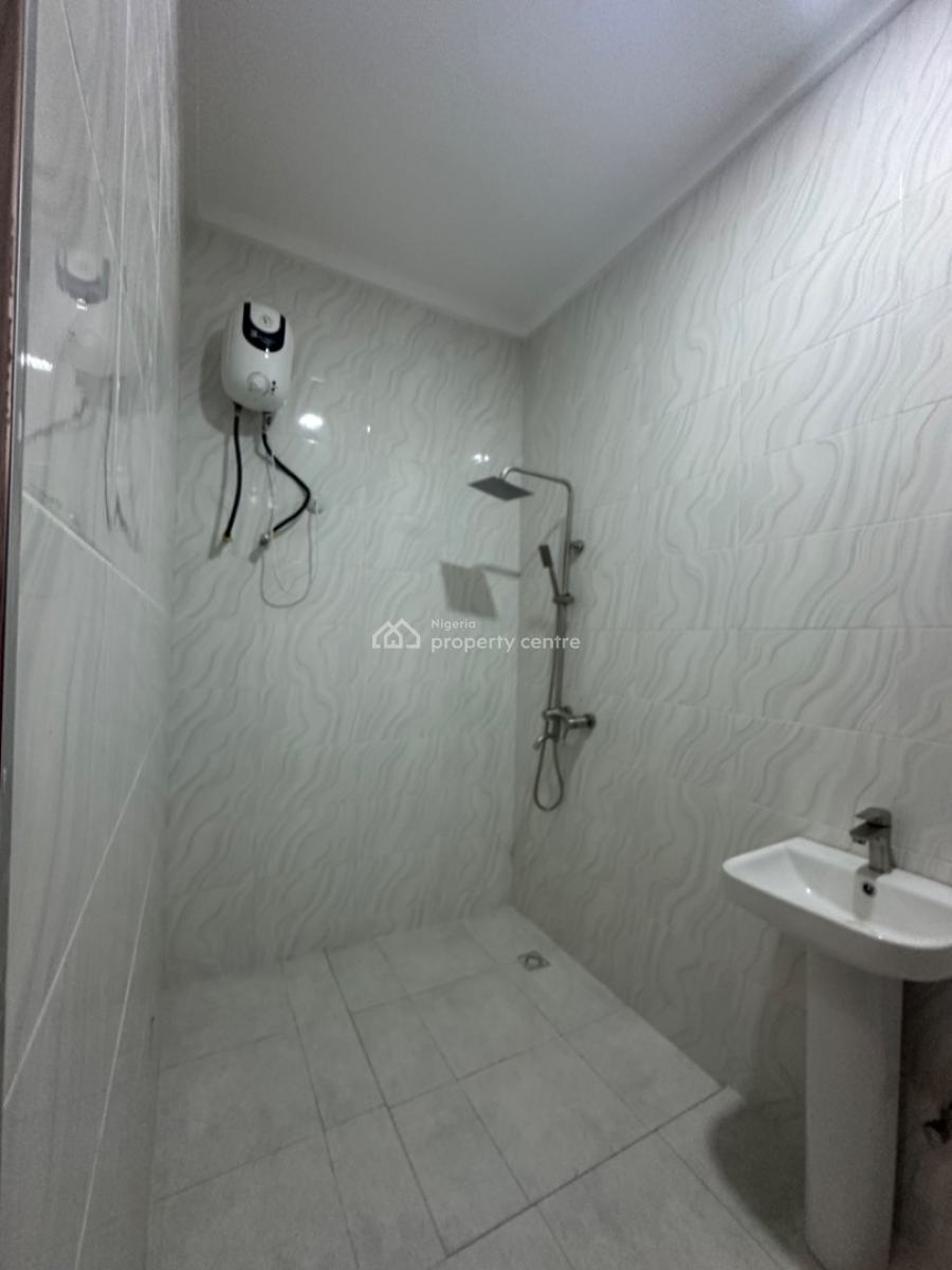 Luxury Smart Brand New 5 Bedroom Duplex with Bq, By Gaat, Gaduwa, Abuja, Terraced Duplex for Rent