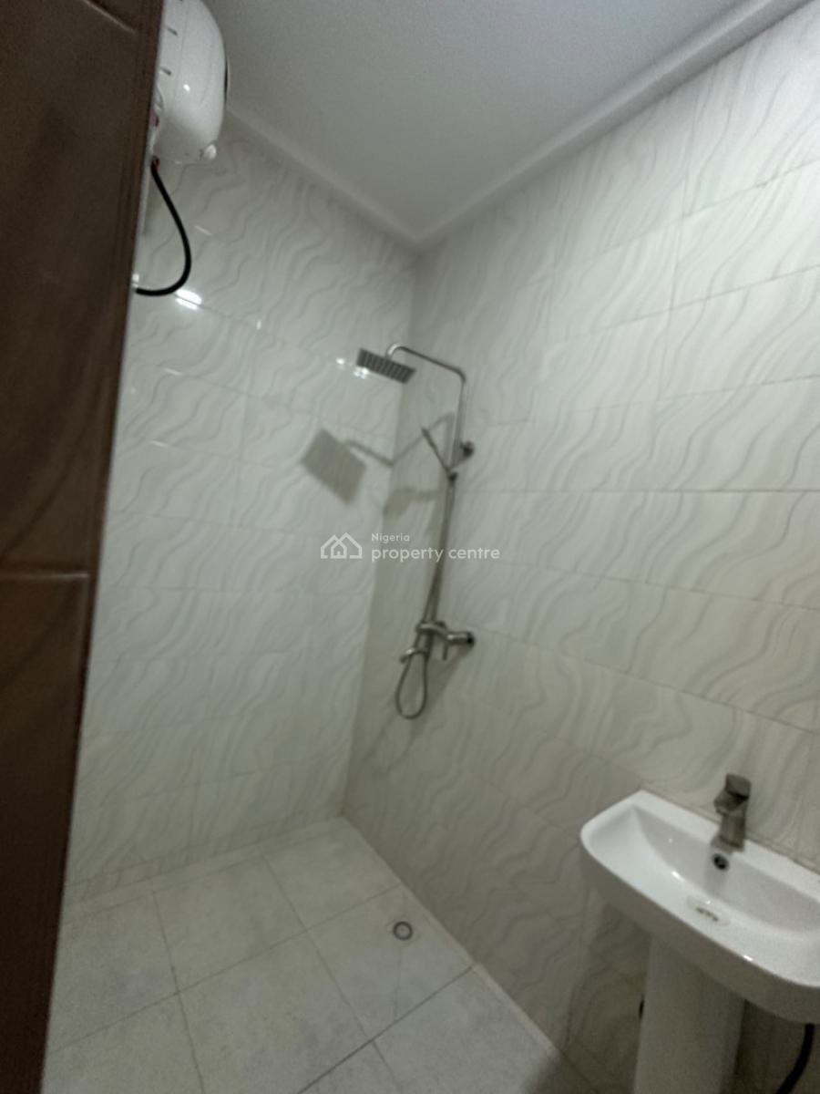 Luxury Smart Brand New 5 Bedroom Duplex with Bq, By Gaat, Gaduwa, Abuja, Terraced Duplex for Rent