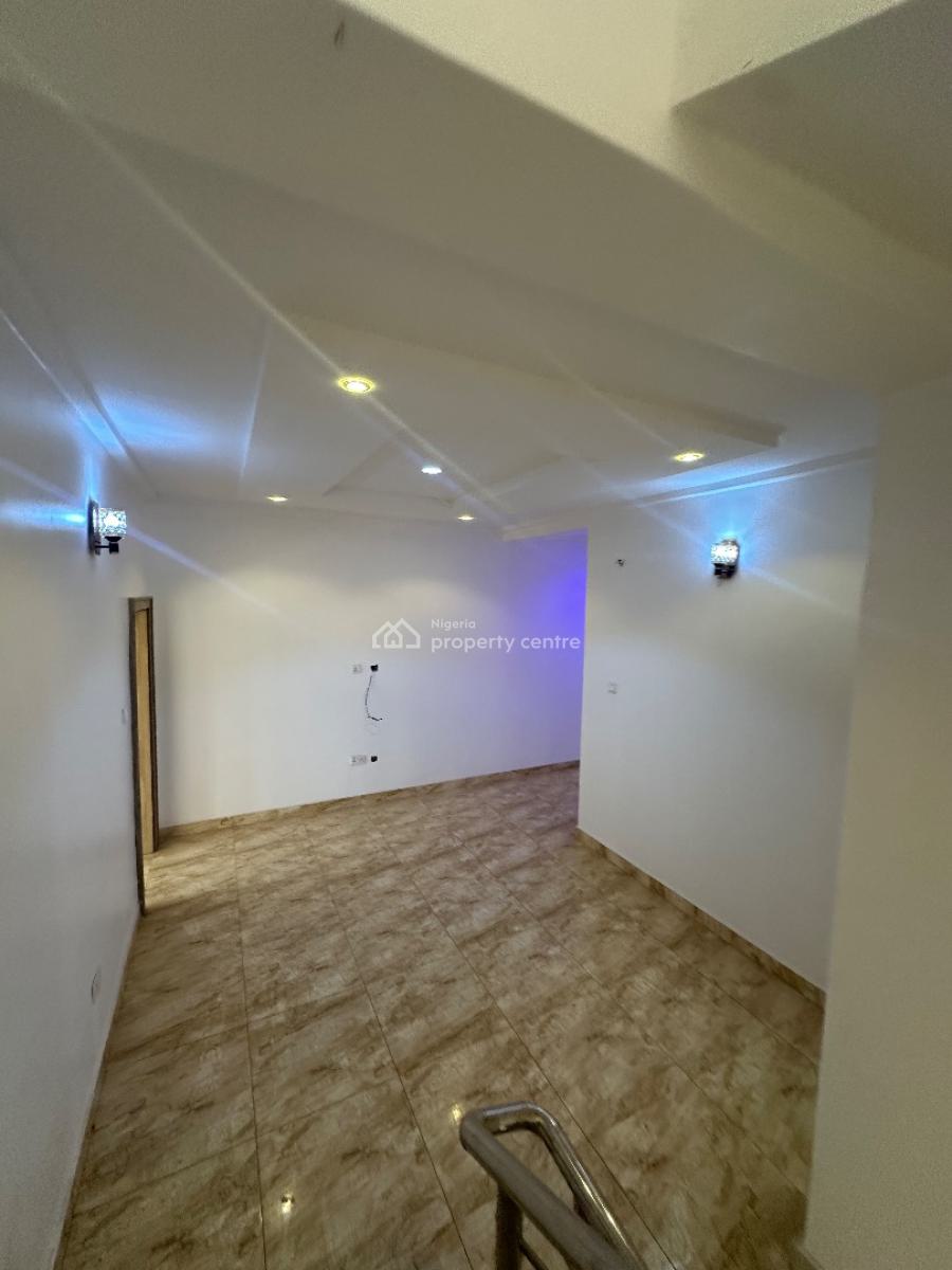 Luxury Smart Brand New 5 Bedroom Duplex with Bq, By Gaat, Gaduwa, Abuja, Terraced Duplex for Sale