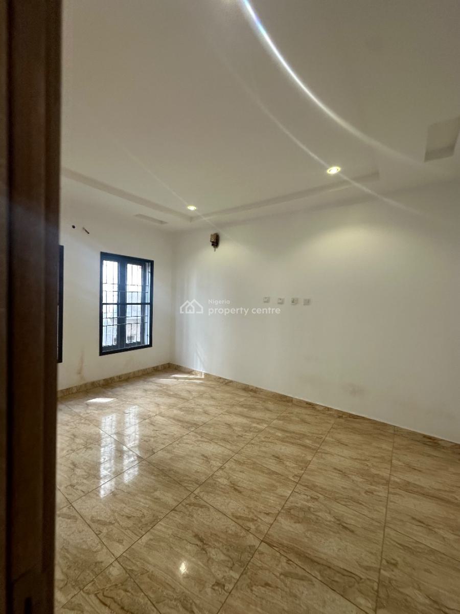 Luxury Smart Brand New 5 Bedroom Duplex with Bq, By Gaat, Gaduwa, Abuja, Terraced Duplex for Sale