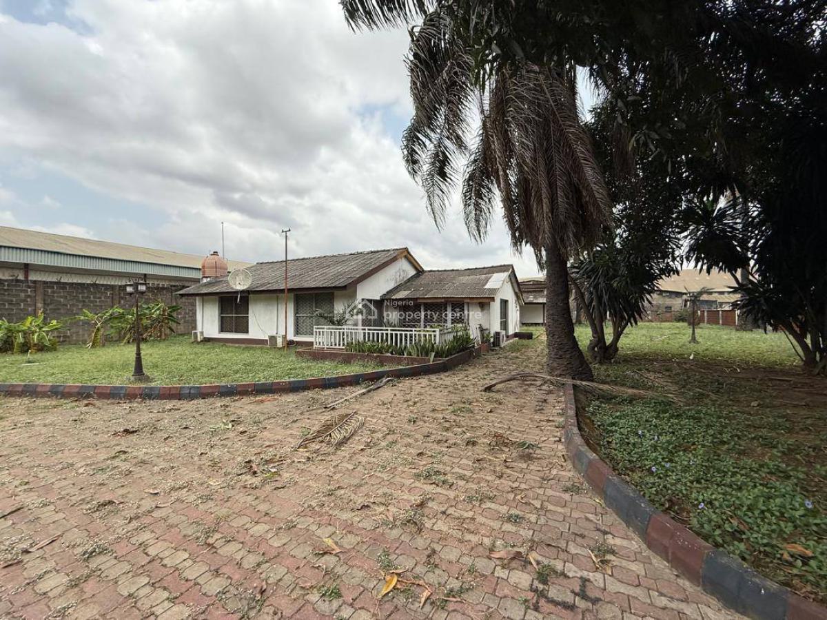 Prime Industrial Property, Agege Motor Road, Oshodi, Lagos, Commercial Property for Sale