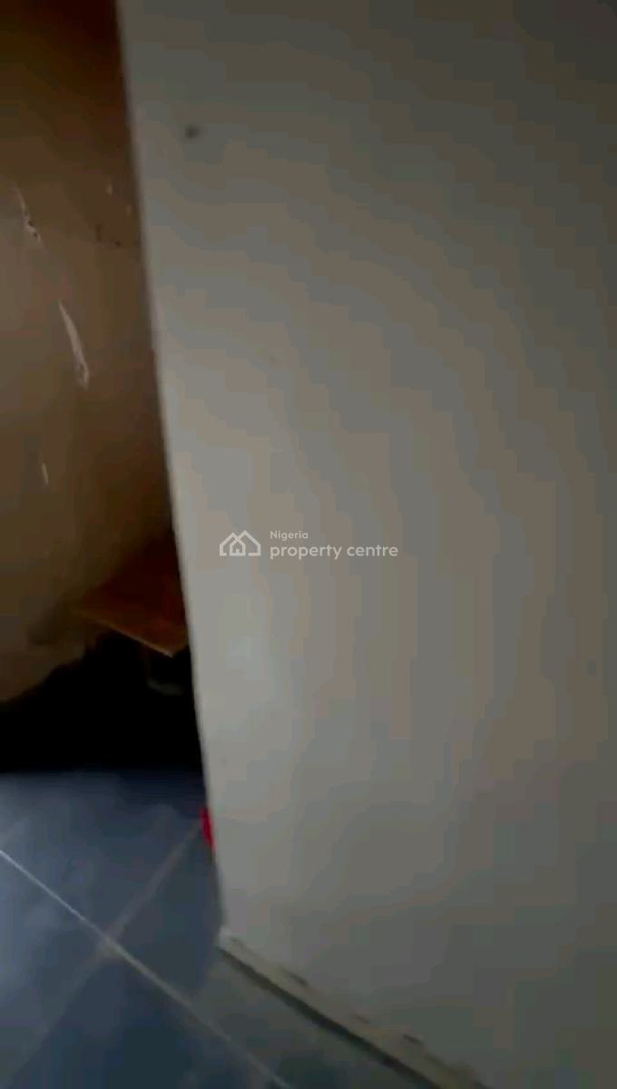 a Newly Built and Decent Roomself Con, Upstairs with Kitchen Cabs, Off Morocco Road, Shomolu, Lagos, Self Contain (single Rooms) for Sale