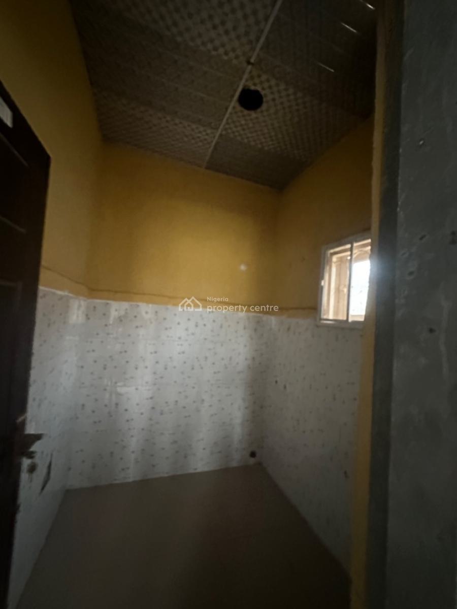 Excellent Spacious 3 Bedroom Bungalow Standalone, Standard Estate, Galadimawa, Abuja, Detached Bungalow for Rent