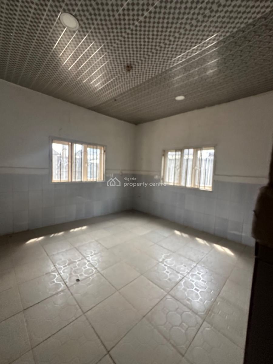 Excellent Spacious 3 Bedroom Bungalow Standalone, Standard Estate, Galadimawa, Abuja, Detached Bungalow for Rent