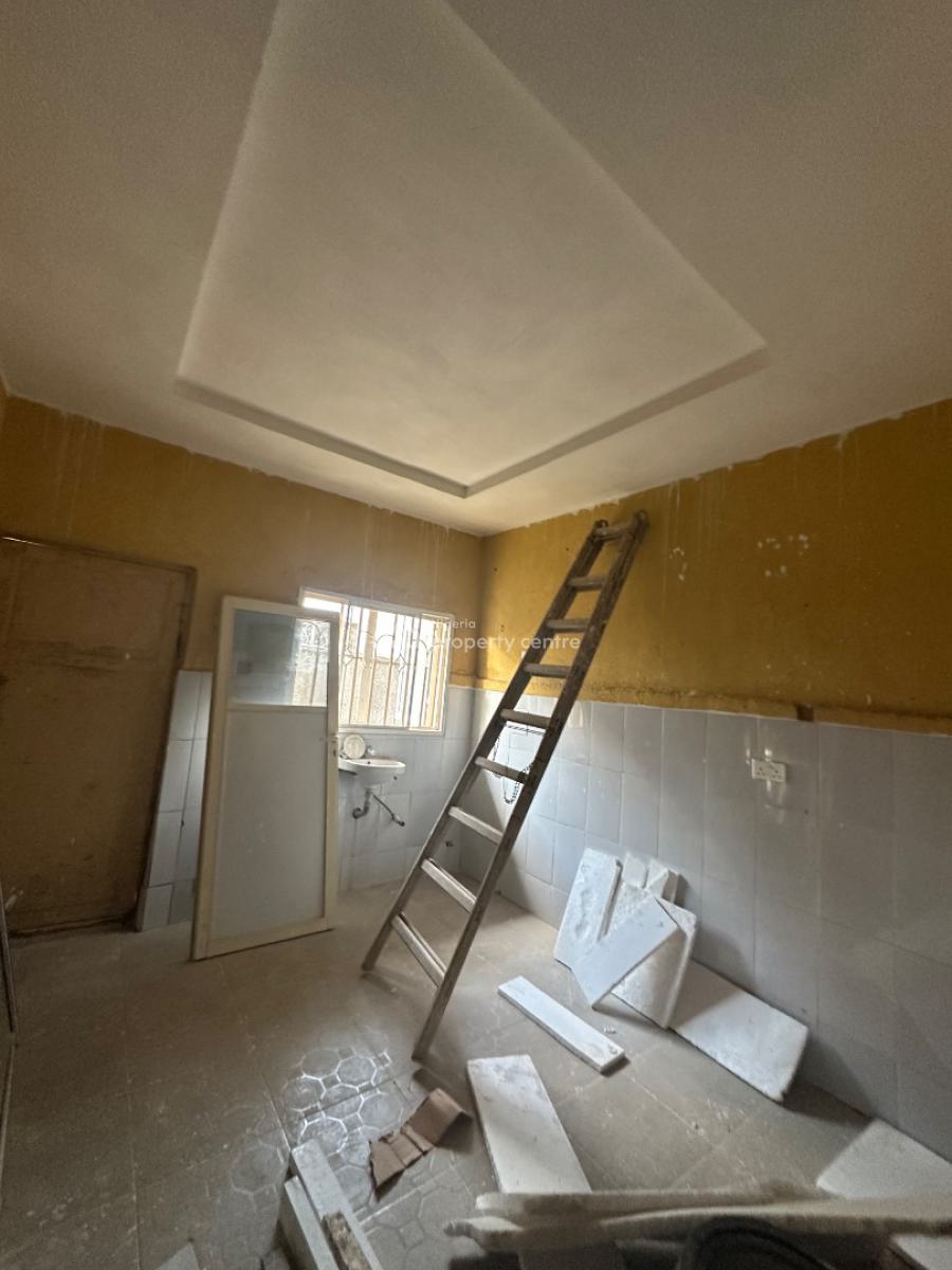 Excellent Spacious 3 Bedroom Bungalow Standalone, Standard Estate, Galadimawa, Abuja, Detached Bungalow for Rent