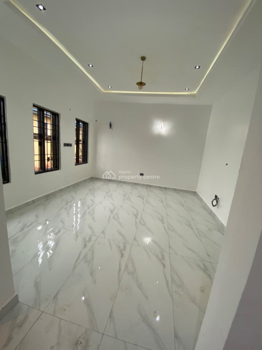 a Standard Built Townhouse in a Lovely Location, Close to American International School, Durumi, Abuja, Terraced Duplex for Sale
