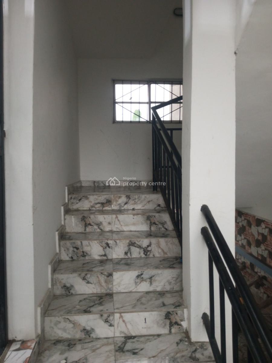 Spacious 2 Bedroom Upstairs in a Secured Estate, Badore, Ajah, Lagos, Flat / Apartment for Rent