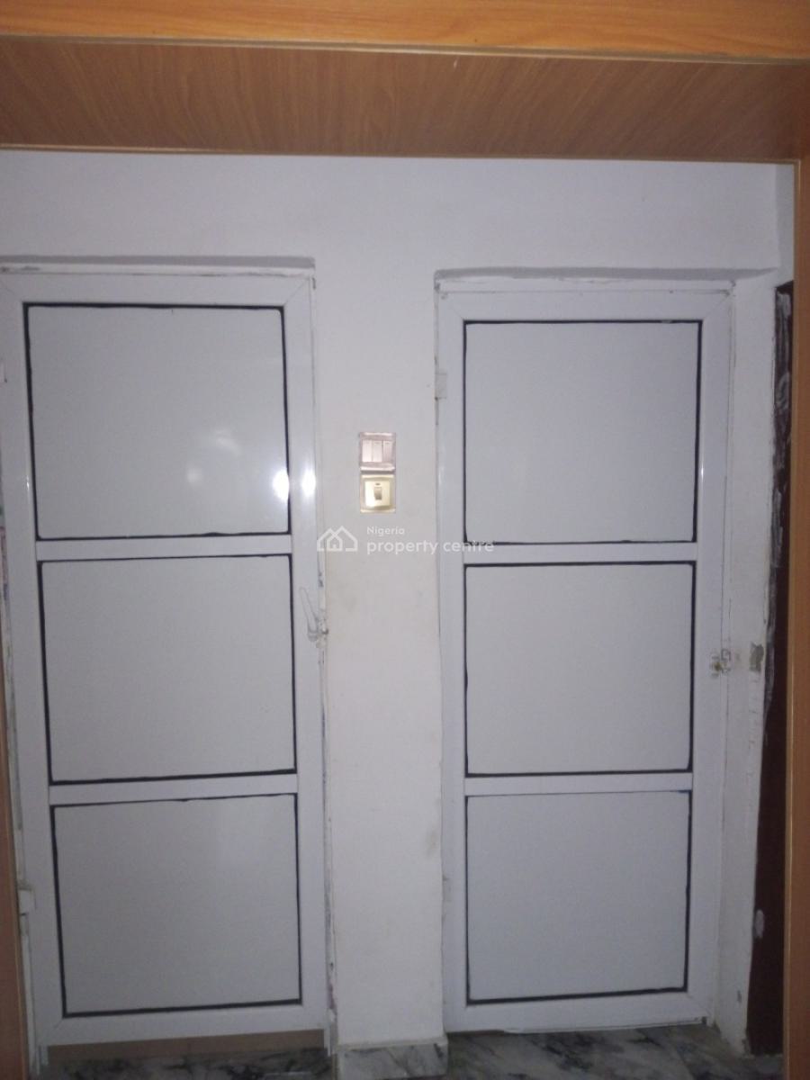 Spacious 2 Bedroom Upstairs in a Secured Estate, Badore, Ajah, Lagos, Flat / Apartment for Rent