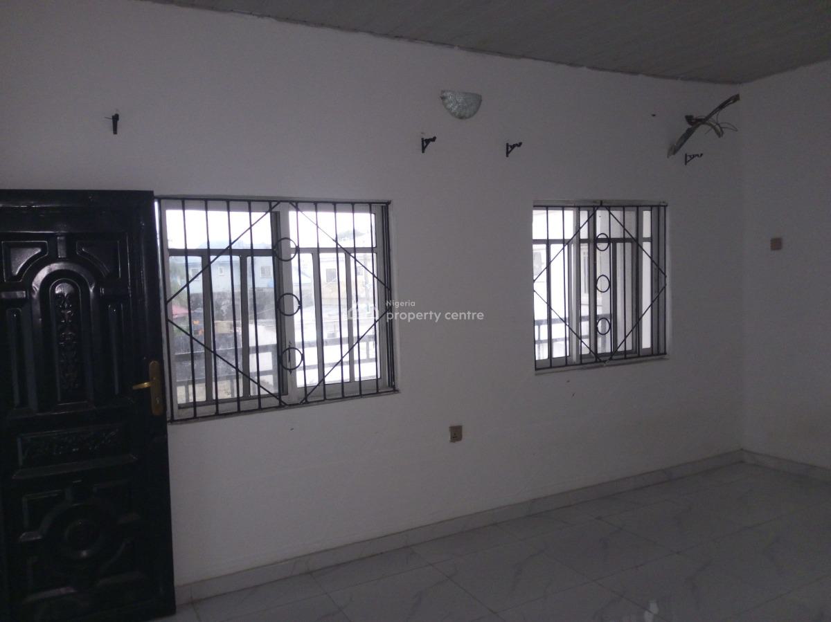 Spacious 2 Bedroom Upstairs in a Secured Estate, Badore, Ajah, Lagos, Flat / Apartment for Rent