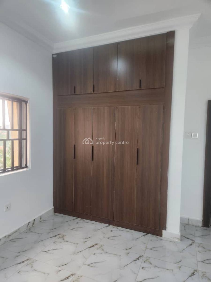 Excellent Spacious 3 Bedroom Apartment, Asokoro District, Abuja, Flat / Apartment for Rent