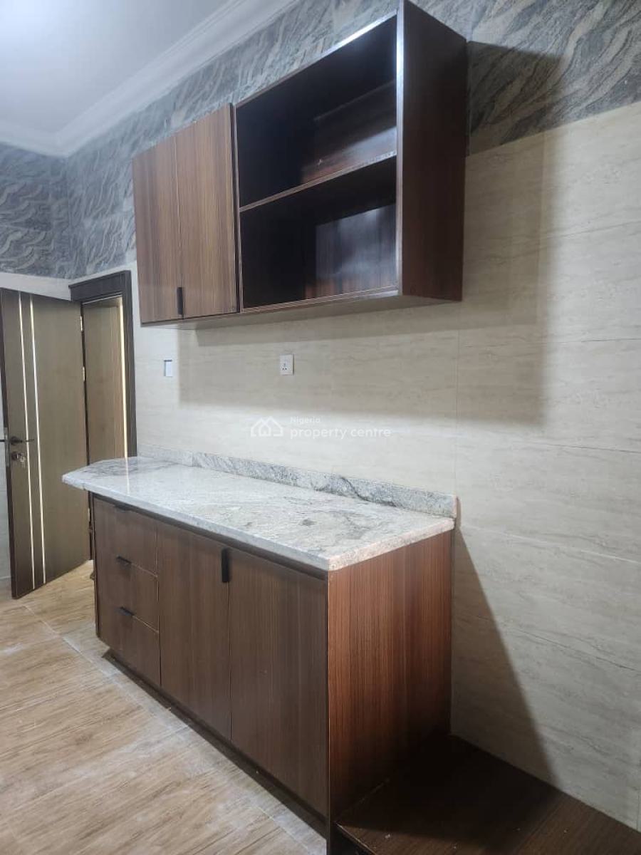 Excellent Spacious 3 Bedroom Apartment, Asokoro District, Abuja, Flat / Apartment for Rent