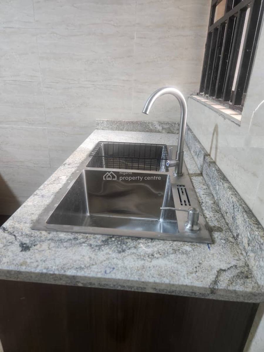 Excellent Spacious 3 Bedroom Apartment, Asokoro District, Abuja, Flat / Apartment for Rent