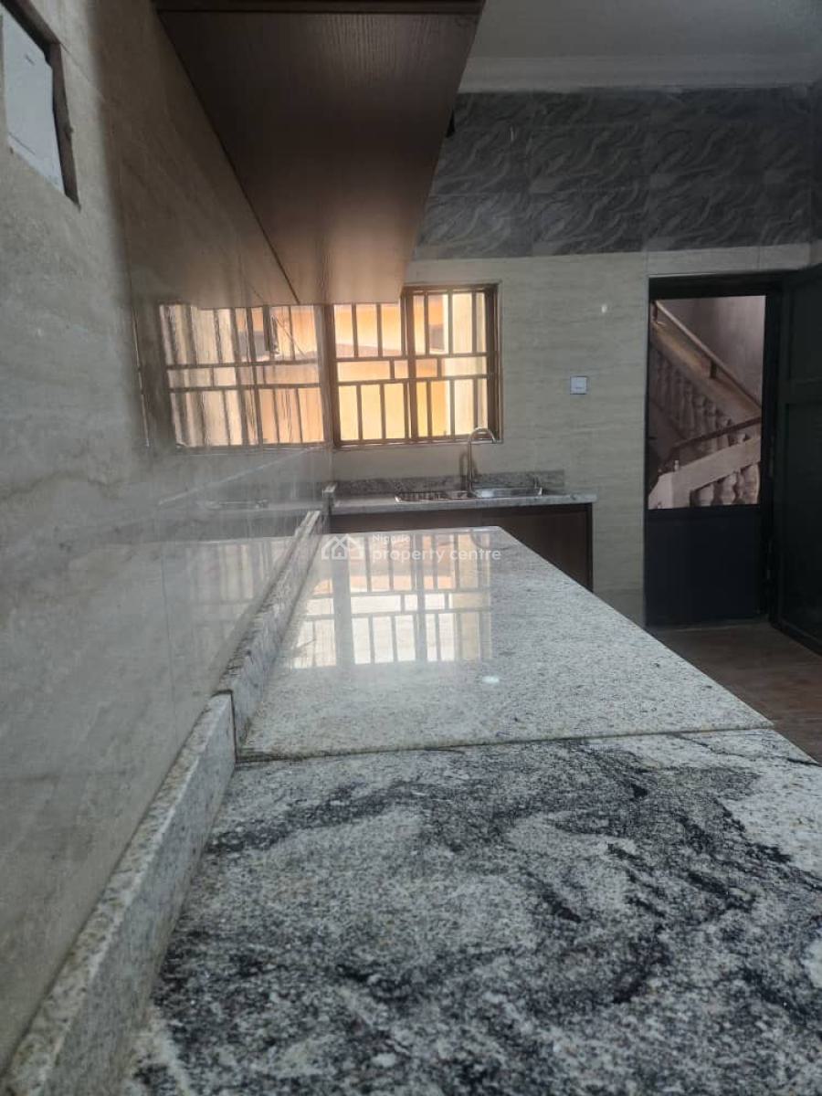 Excellent Spacious 3 Bedroom Apartment, Asokoro District, Abuja, Flat / Apartment for Rent