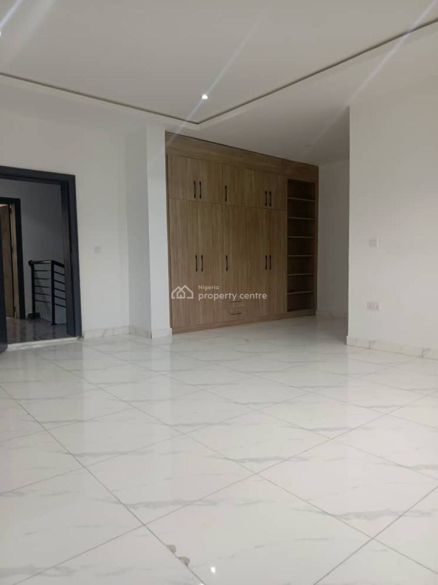 Brand New 4 Bedroom Terrace Duplex with a Bq Attached, Guzape District, Abuja, Terraced Duplex for Rent