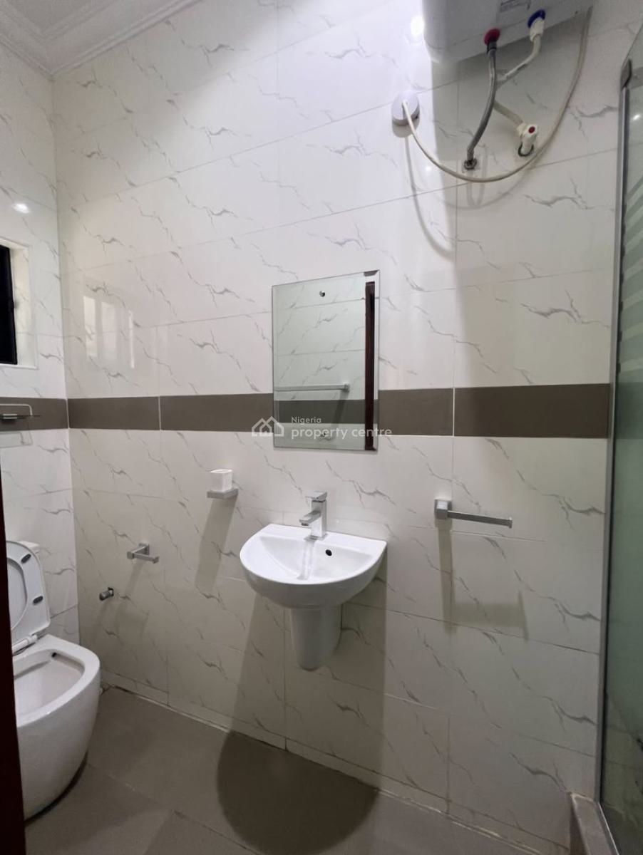 Brand New 3 Bedroom Apartment with Bq, Lekki Phase 1, Lekki, Lagos, Flat / Apartment for Rent