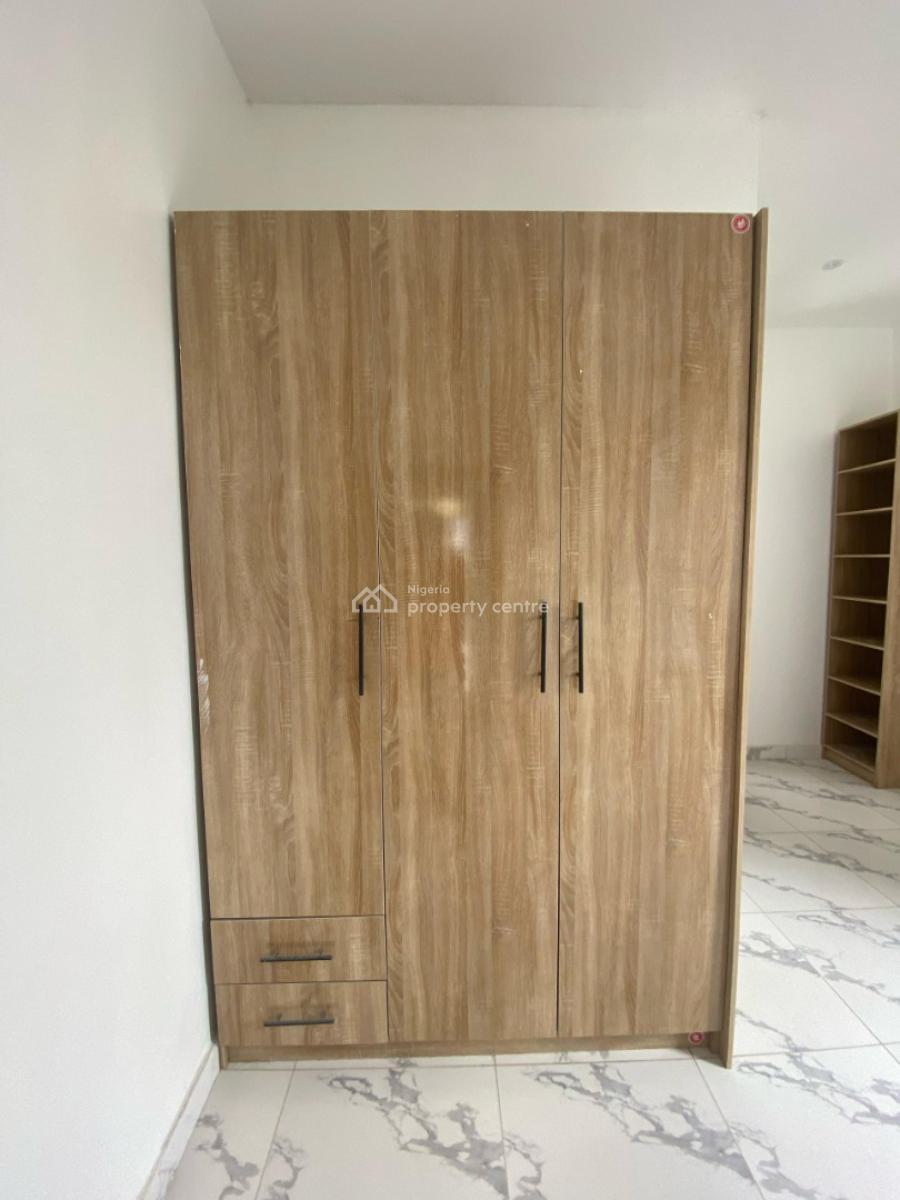 Invest in Luxury! 2/3 Bedroom Apartment with Pool & Gym, Orchid, Lekki, Lagos, Flat / Apartment for Rent