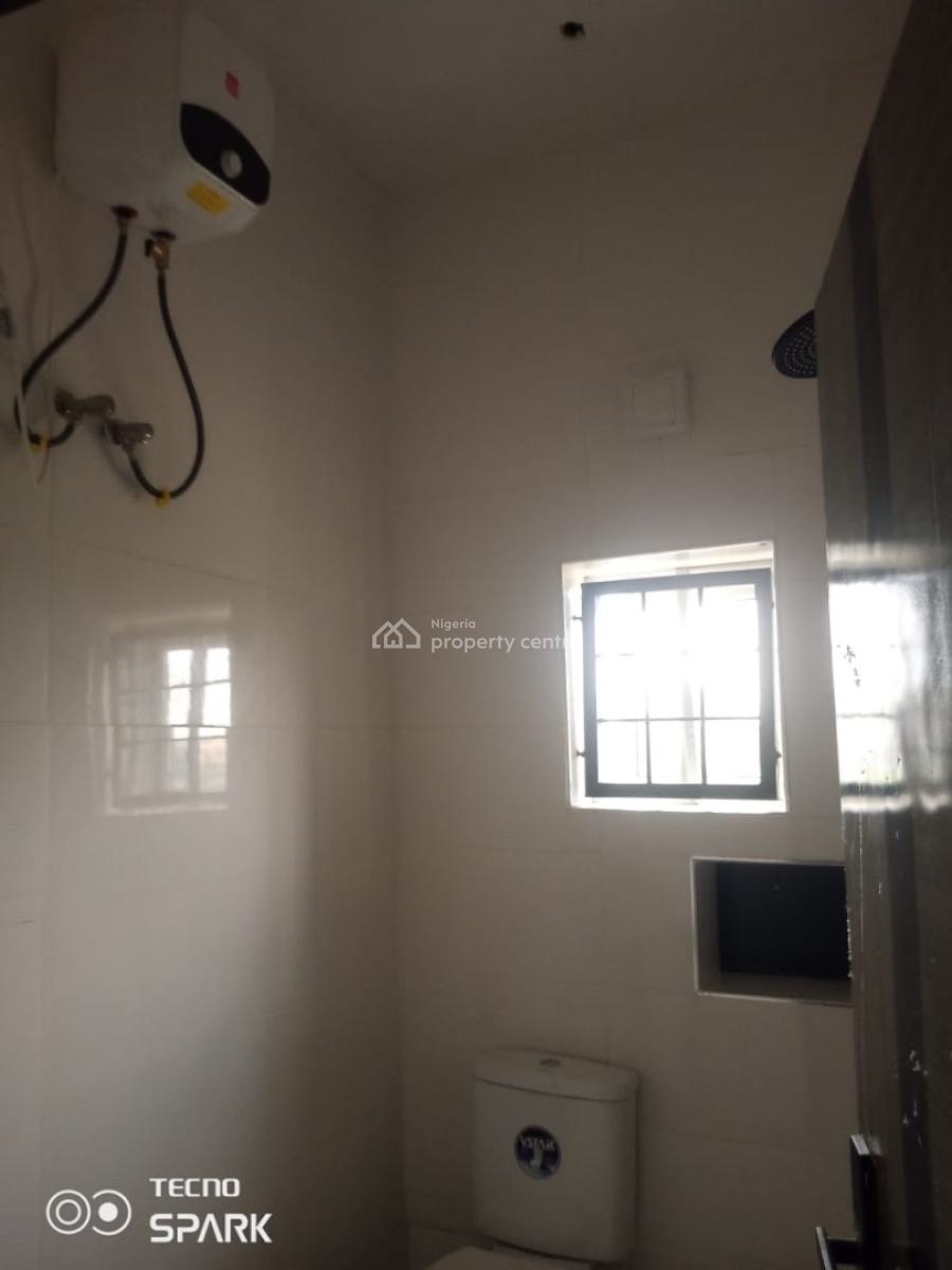 Excellent Spacious 3 Bedroom Apartment, .old Federal Secretarial Area 1, Durumi, Abuja, Flat / Apartment for Rent