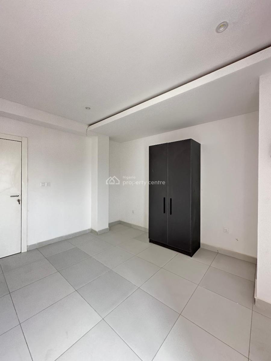 Spacious and Most Affordable 3 Bedroom Apartment with Rooftop Pool, Lekki Phase 1, Lekki, Lagos, Flat / Apartment for Sale