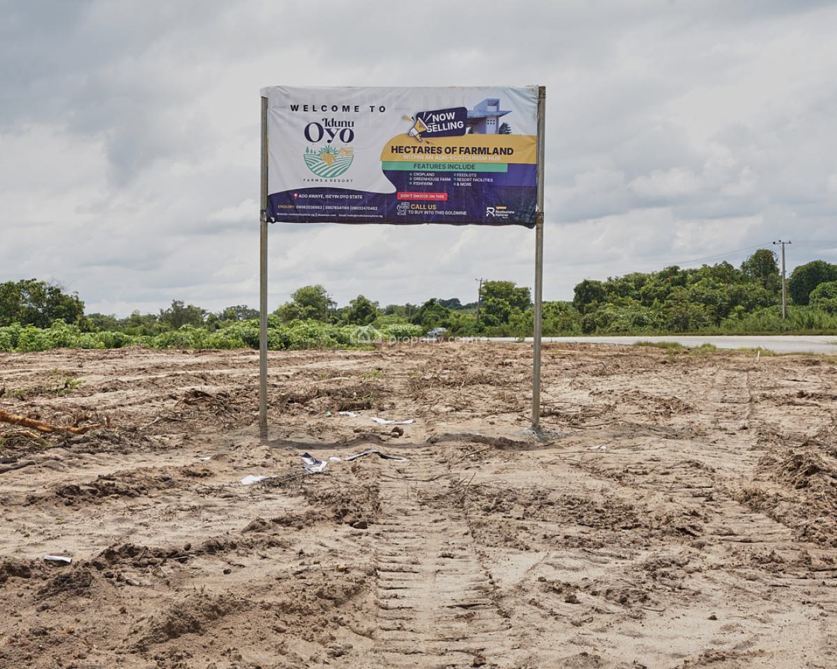 Well Structured and Secure Farmlands Within an Agri-ecotourism Hub., Idunu Oyo Farms & Resort, Abeokuta - Iseyin Expressway., Iseyin, Oyo, Land for Sale