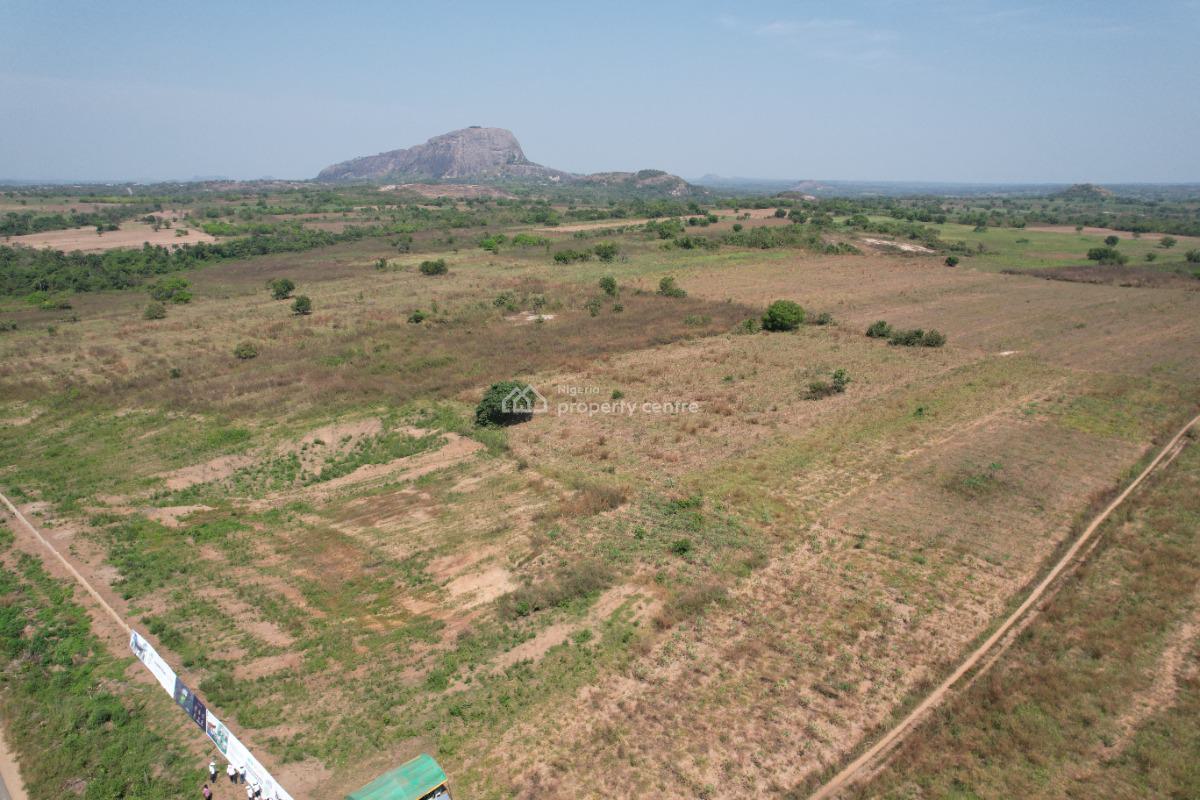 Well Structured and Secure Farmlands Within an Agri-ecotourism Hub., Idunu Oyo Farms & Resort, Abeokuta - Iseyin Expressway., Iseyin, Oyo, Land for Sale