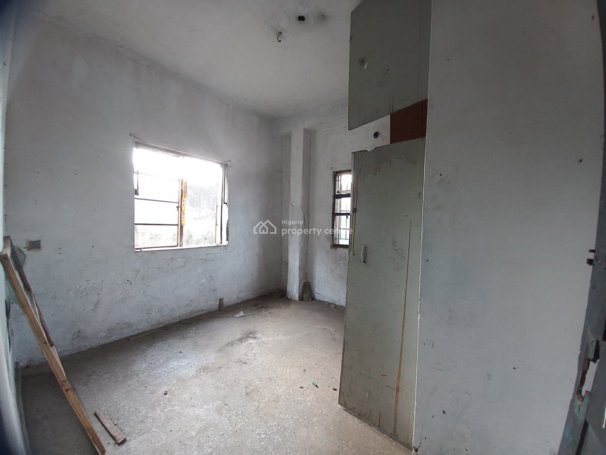 Vacant Block of 4 Units of 3 Bedroom Apartment, Fadeyi, Shomolu, Lagos, Block of Flats for Sale