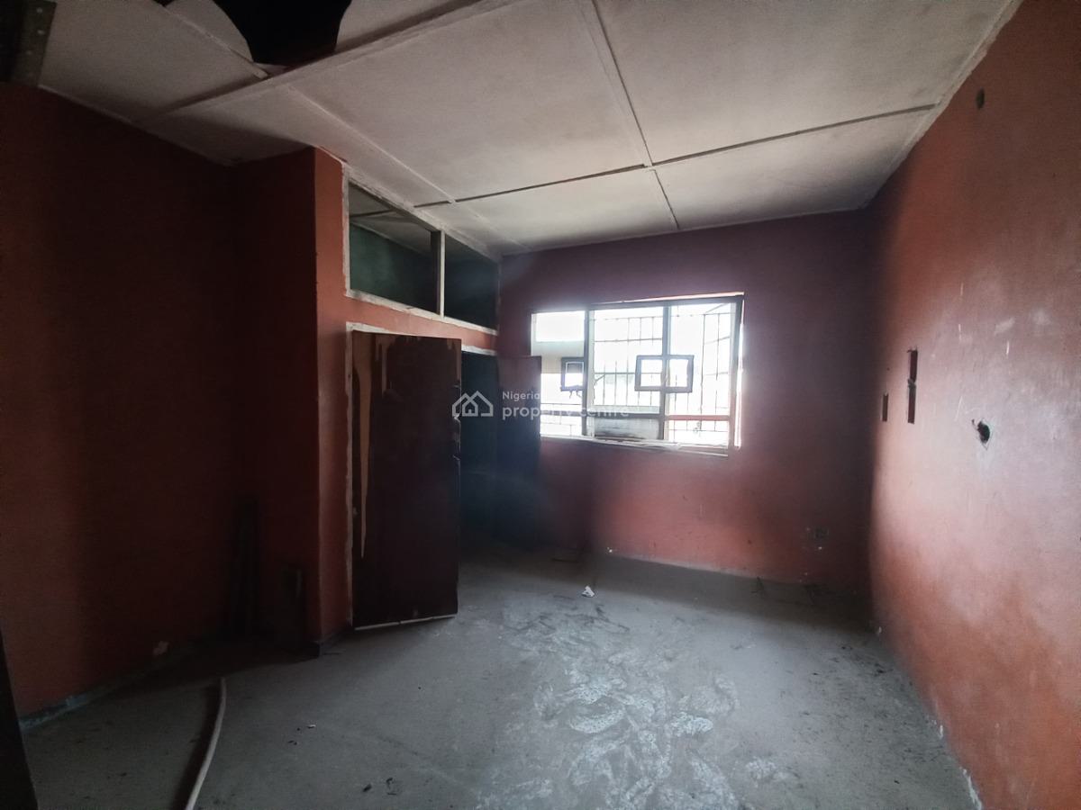 Vacant Block of 4 Units of 3 Bedroom Apartment, Fadeyi, Shomolu, Lagos, Block of Flats for Sale