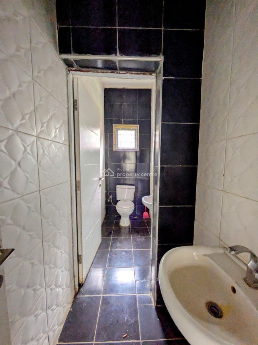 Spacious 4bedroom Semi Detached Duplex with 3bedroom Bungalow Bq, Sunnyvale Estate Axis, Dakwo, Abuja, Semi-detached Duplex for Sale