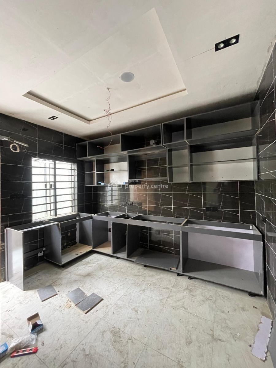 Exotic 4 Bedroom Semi Detached Duplex with Swimming Pool, Exotic 4 Bedroom Semi Detached Duplex with Swimming Pool in Orchid, Lekki, Lagos, Semi-detached Duplex for Sale