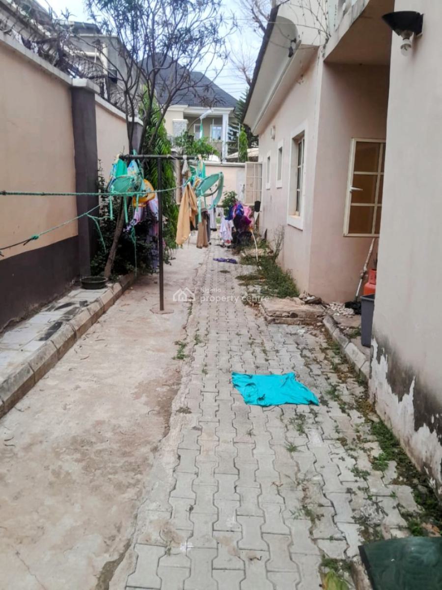 Spacious 4bedroom Terrace Duplex with Bq, By American International School, Durumi, Abuja, Terraced Duplex for Sale
