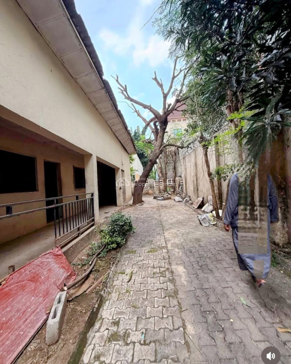 Spacious 5bedroom Detached Duplex with 2 Rooms Bq, Maitama Main, Maitama District, Abuja, Detached Duplex for Sale