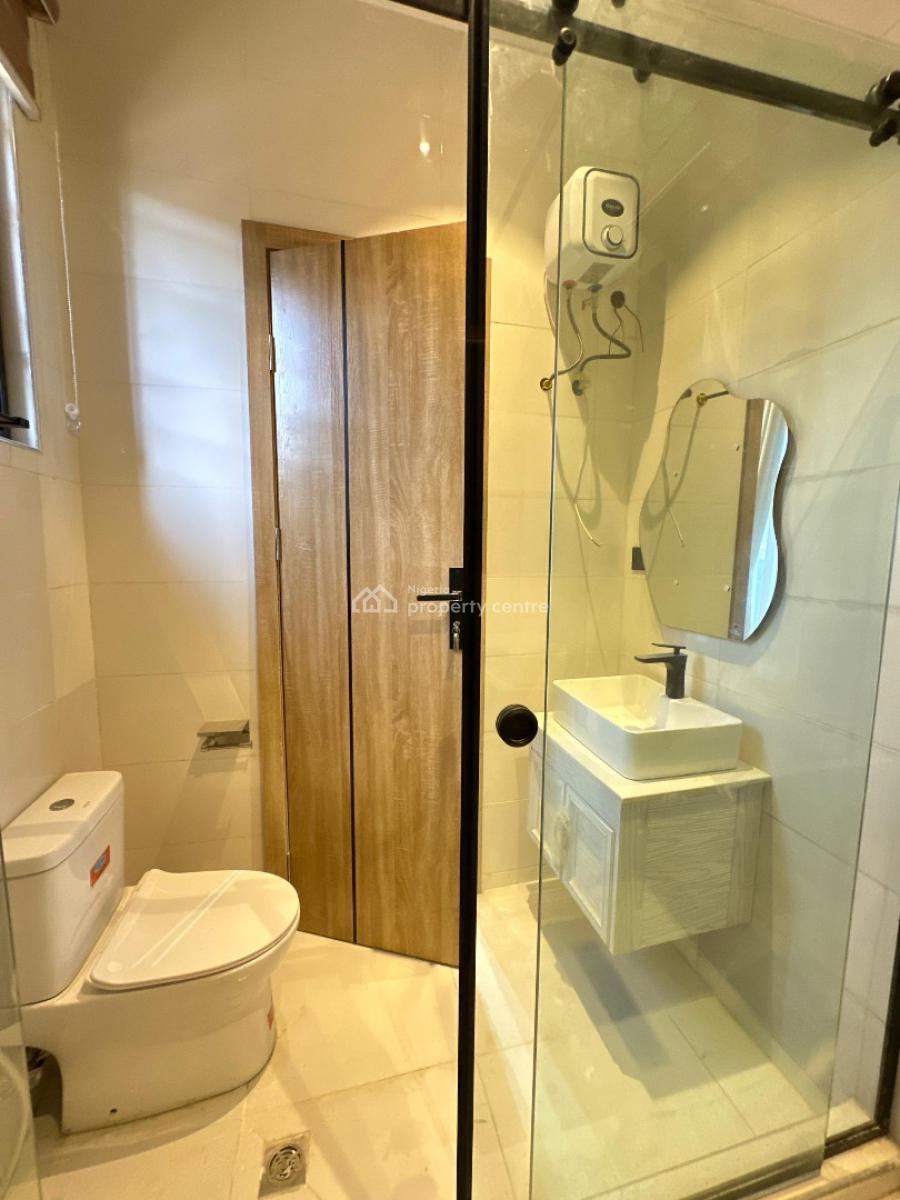 Exquisite 3 Bedroom Apartments Within a Serene Environment, Lekki Phase 1, Lekki, Lagos, Flat / Apartment for Sale