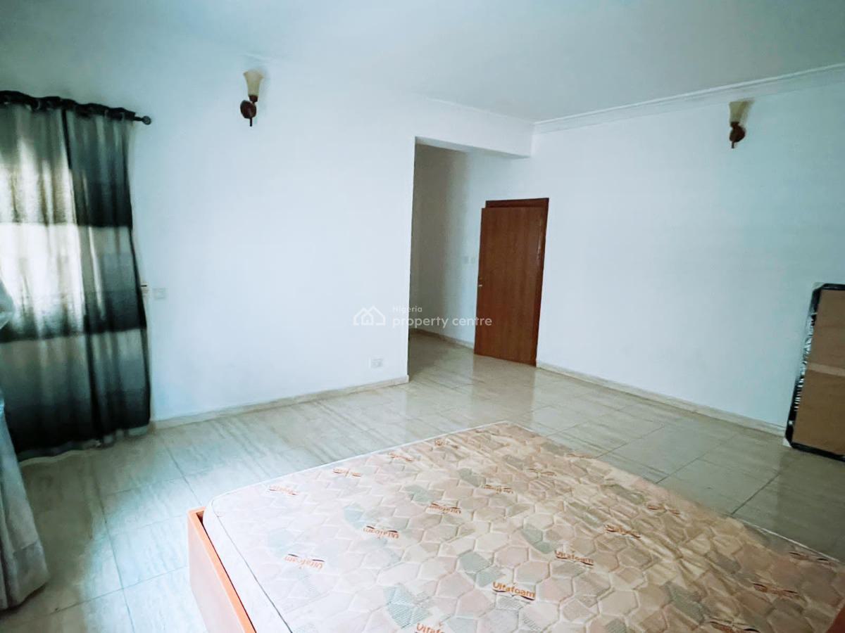 4 Bedrooms Maissonette in 3 Floors with Swimming Pool, Osapa, Lekki, Lagos, Terraced Duplex for Sale