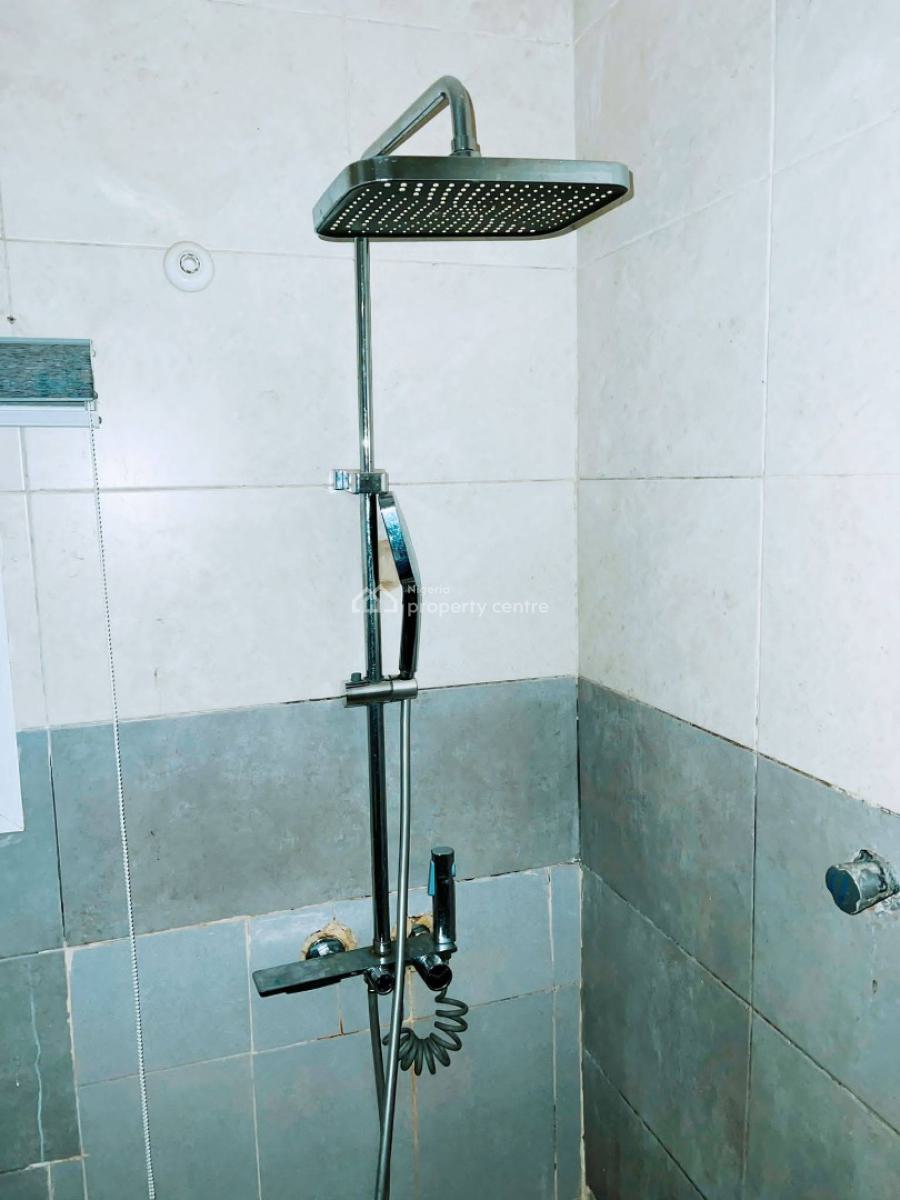 4 Bedrooms Maissonette in 3 Floors with Swimming Pool, Osapa, Lekki, Lagos, Terraced Duplex for Sale