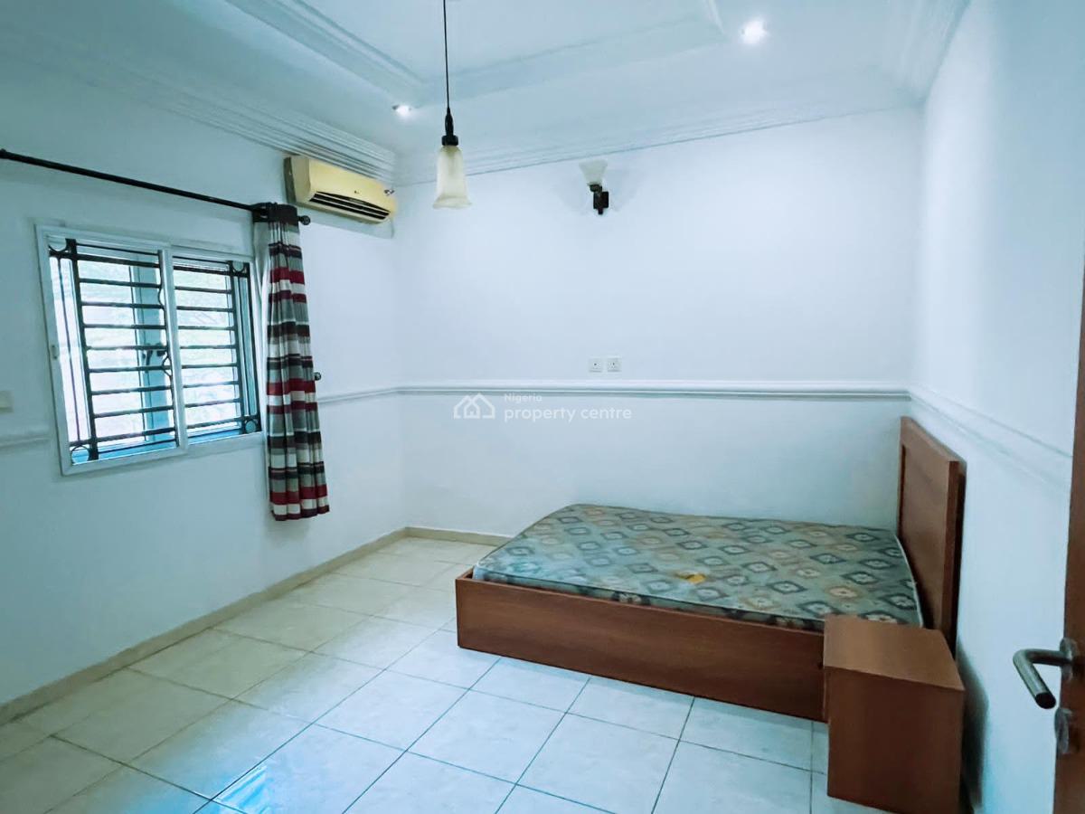 4 Bedrooms Maissonette in 3 Floors with Swimming Pool, Osapa, Lekki, Lagos, Terraced Duplex for Sale