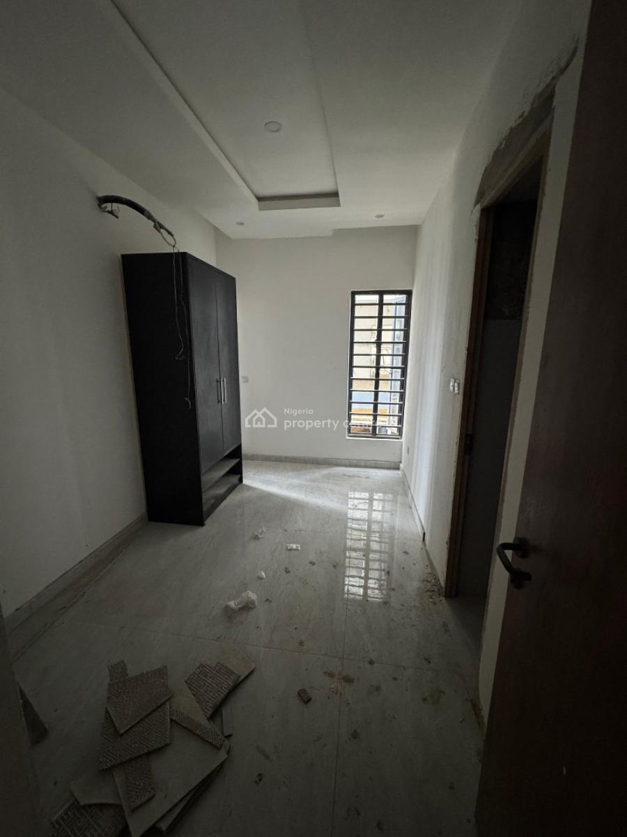 Beautiful 3 Bedroom Apartment with a Bq in a Secured Environment, Ikate, Lekki, Lagos, Flat / Apartment for Sale